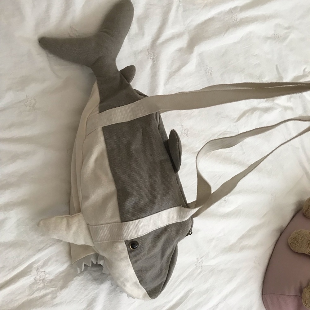 shark duffle bag